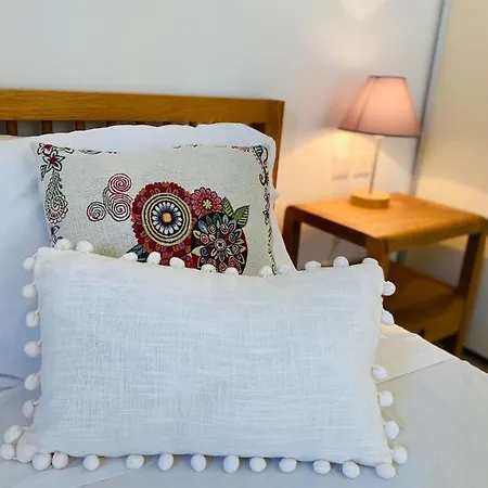 White Villas Of No: 1 Lardos